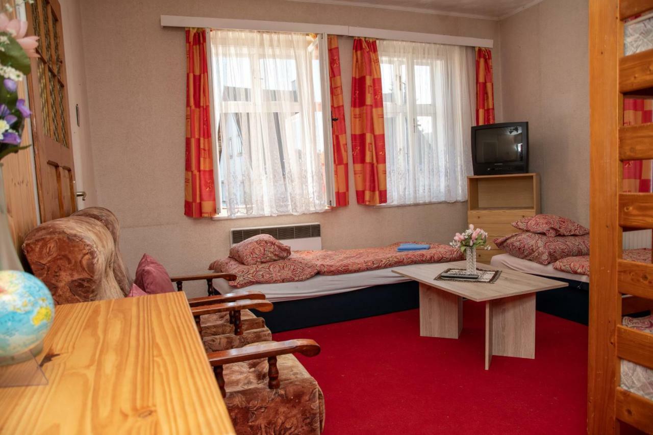 Apartmany U Kocoura Pod Klinovcem Коваржска Экстерьер фото