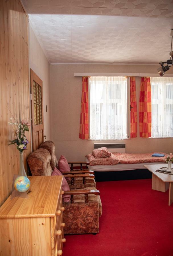 Apartmany U Kocoura Pod Klinovcem Коваржска Экстерьер фото